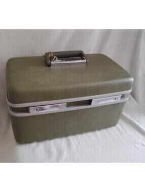Samsonite Royal Traveller Olive Green Makeup Train Case w Mirror 2 Keys